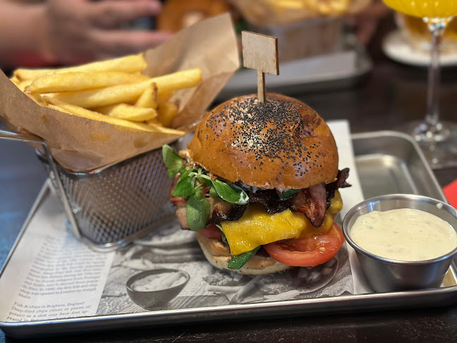 Opinii despre Burger House Pecr în Pec pod Sněžkou - Gastronomie a pohostinství