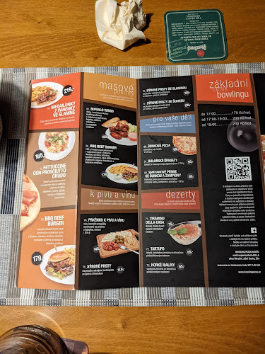 Bowling PIZZA KOMÍN