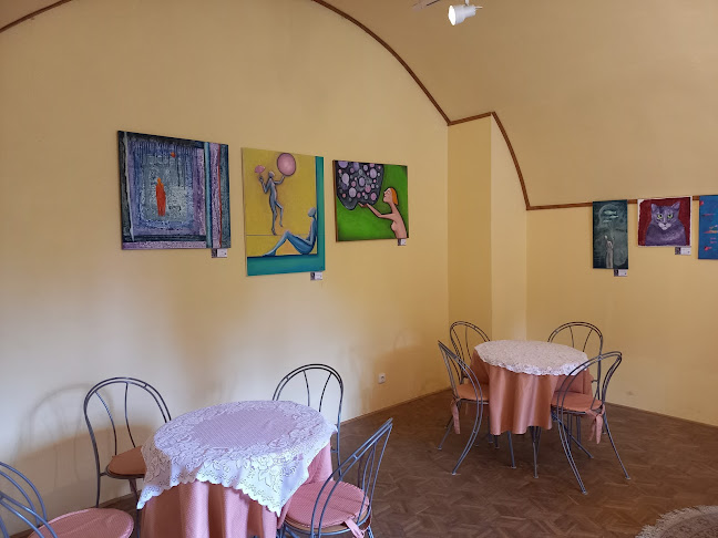 Opinii despre Zámecká cukrárna în Nové Hrady - Gastronomie a pohostinství