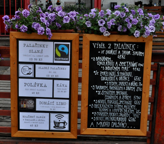 Comentarii opinii despre Palačinkárna a kavárna u Mlsného medvěda