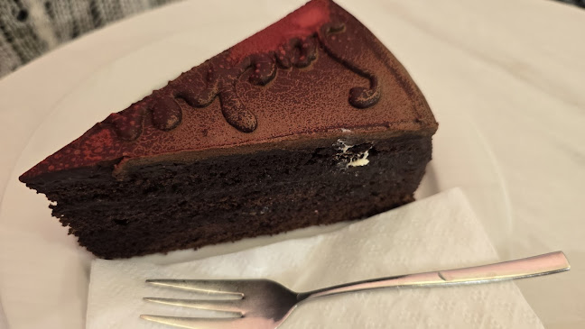 Mad Rabbit - Gastronomie a pohostinství