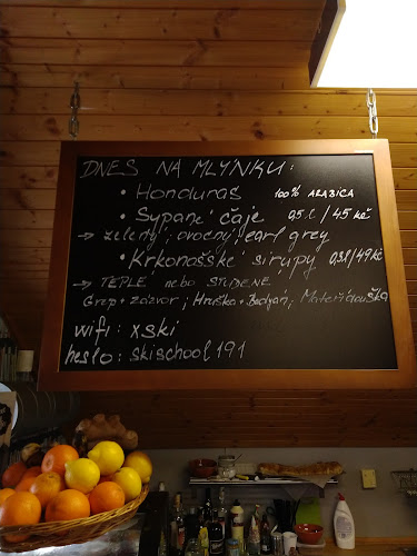 Opinii despre Kavárna Na Schodech în Strážné - Gastronomie a pohostinství