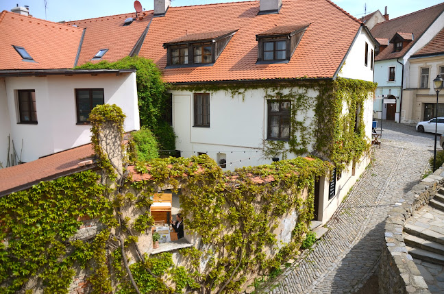 Comentarii opinii despre Mikuláš