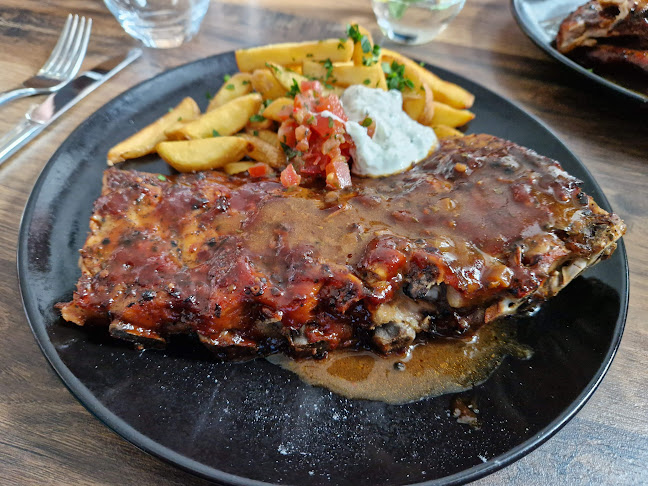 Fully Belly - Bistro * Bar * Tapas & Food Truck - Gastronomie a pohostinství