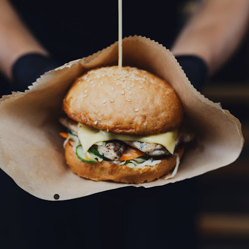 Barvírna Craft Beer & Burgers - Gastronomie a pohostinství