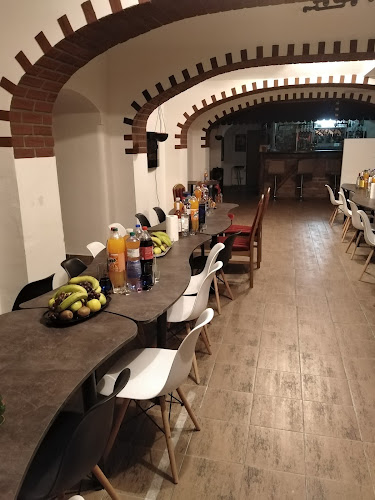 Opinii despre U Dvou ČERTŮ în Znojmo - Gastronomie a pohostinství