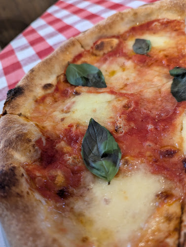 Heydukova 896/11, 180 00 Praha 8-Libeň