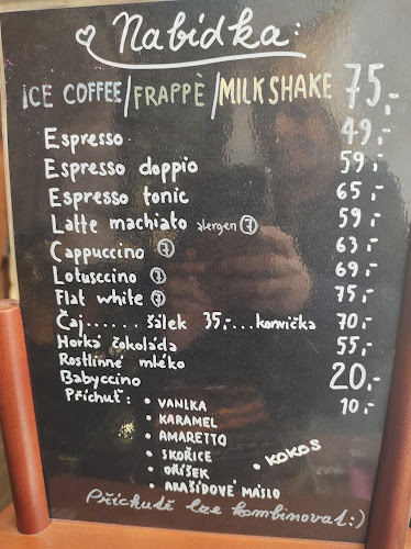 Opinii despre PICCADILLY STORE & CAFFE în Brno - Gastronomie a pohostinství