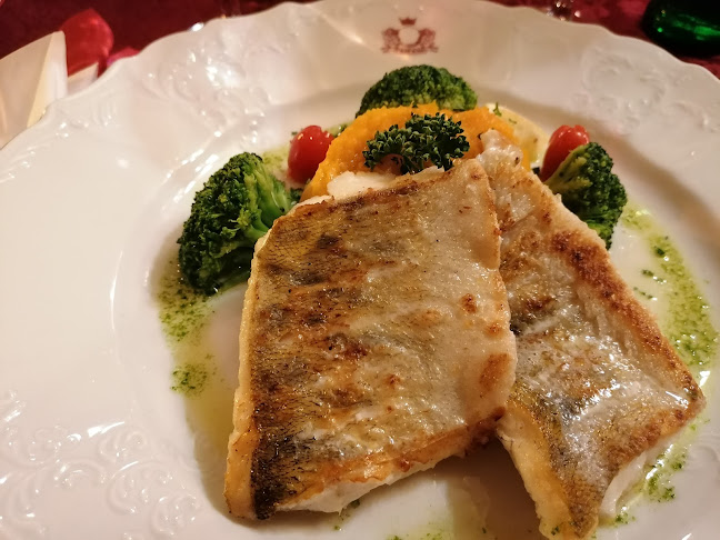 Opinii despre Restaurace U Zlaté koule în Mariánské Lázně - Gastronomie a pohostinství