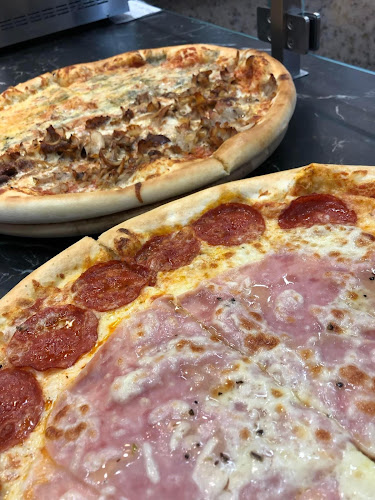 Opinii despre Samuel´s Pizza & Burger în Týniště nad Orlicí - Gastronomie a pohostinství