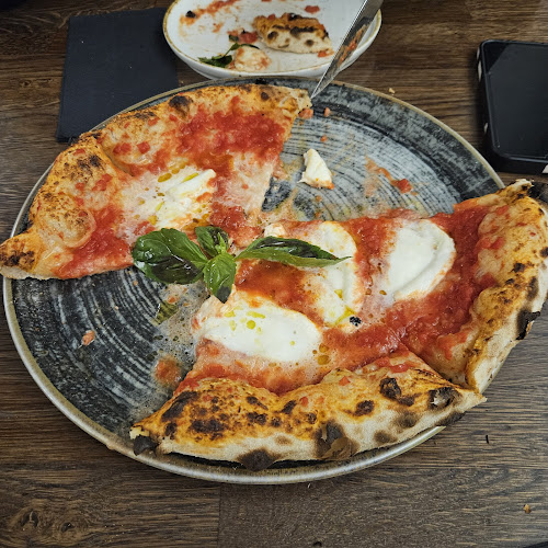 Opinii despre Pepenero Pizza & Pasta în Josefov - Gastronomie a pohostinství