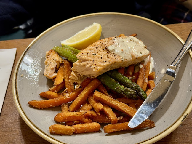 Opinii despre Restaurace Malostranská beseda în Malá Strana - Gastronomie a pohostinství