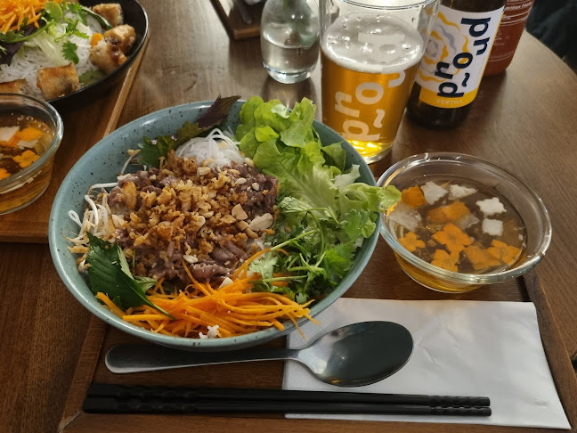 U Průhonu 1156/9, 170 00 Praha 7-Holešovice