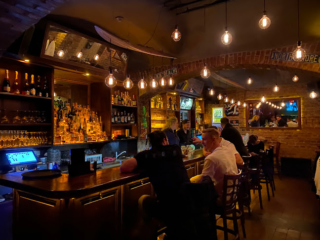 ALOHA BAR & CLUB PRAGUE - Gastronomie a pohostinství