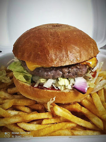 Comentarii opinii despre Džejmis burgers