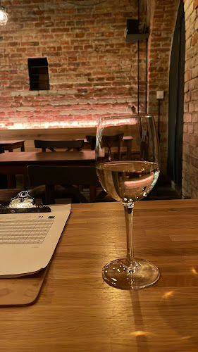 Comentarii opinii despre Vinný přístav