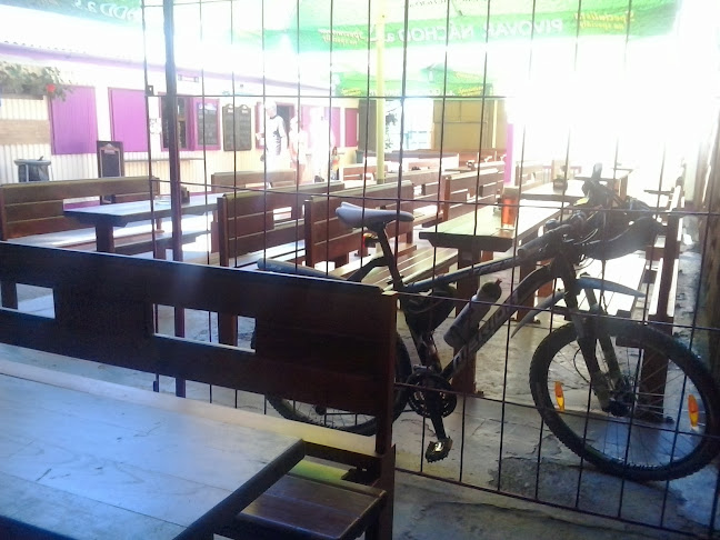 Opinii despre V&B, s. r. o. în Pardubice - Gastronomie a pohostinství