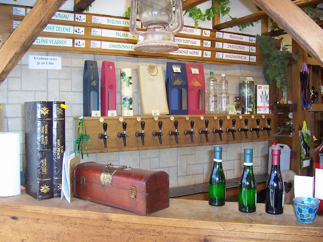Opinii despre Vinotéka Berry Winery a.s. în Letovice - Gastronomie a pohostinství
