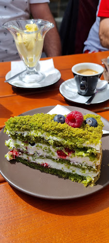 Opinii despre Slunečná kavárna în Srní - Gastronomie a pohostinství