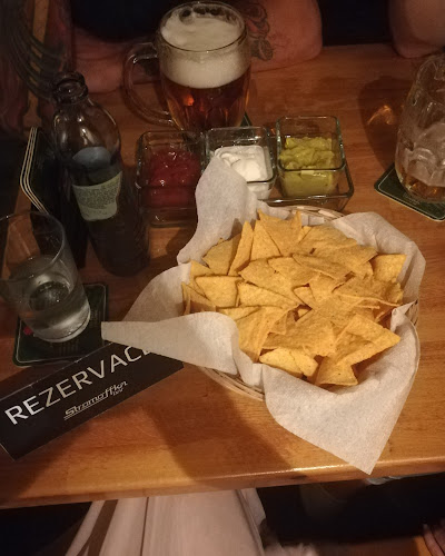 Bar - Club Stromoffka - Gastronomie a pohostinství