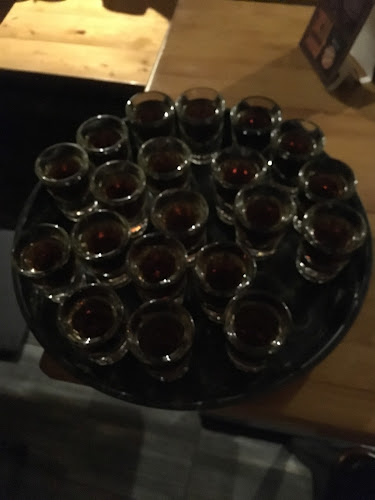 Opinii despre Bar - Club Stromoffka în Praha - Gastronomie a pohostinství