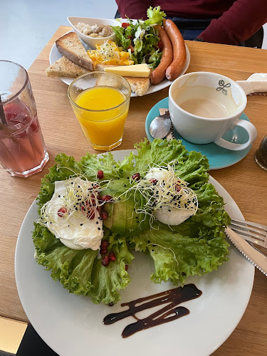 Café v zahradě - Gastronomie a pohostinství