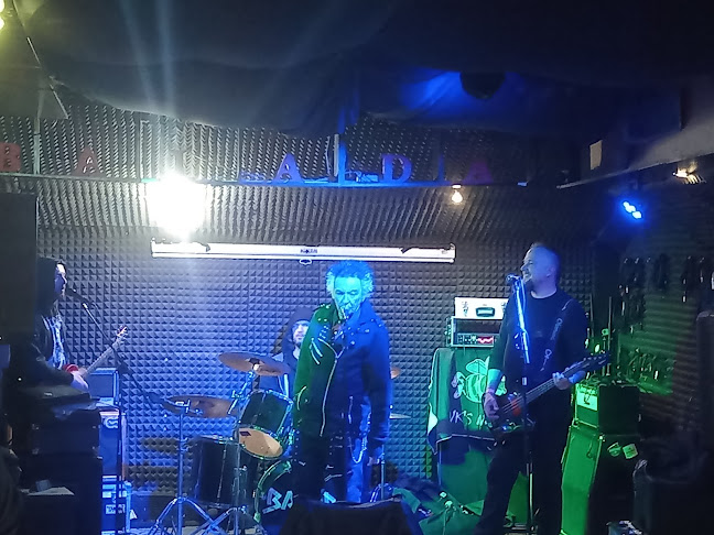 Opinii despre Balada Bar în Praha 8 - Gastronomie a pohostinství