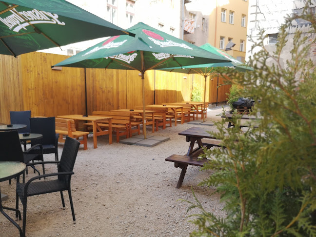 Opinii despre Barvírna Craft Beer & Burgers în Liberec - Gastronomie a pohostinství