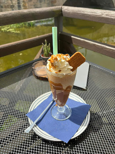 Strouha - coffee&wine&spirits