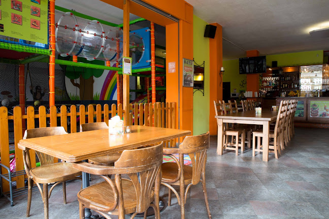 Pizza-doma Caffe Restaurant s velkou dětskou hernou