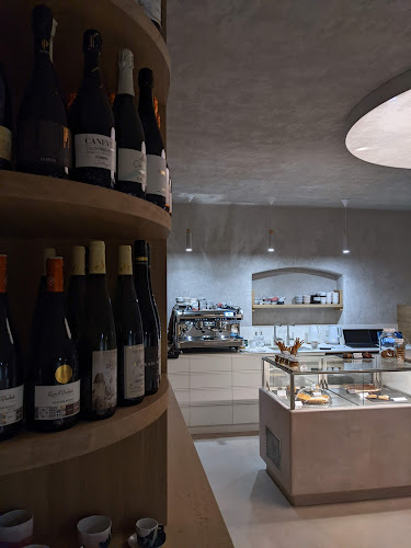 Křižíkova 180/28, 186 00 Praha 8-Karlín