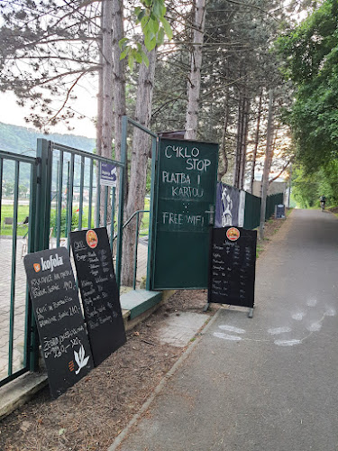 Opinii despre Chill&Fun Brna Beach Volejbal în Ústí nad Labem - Gastronomie a pohostinství