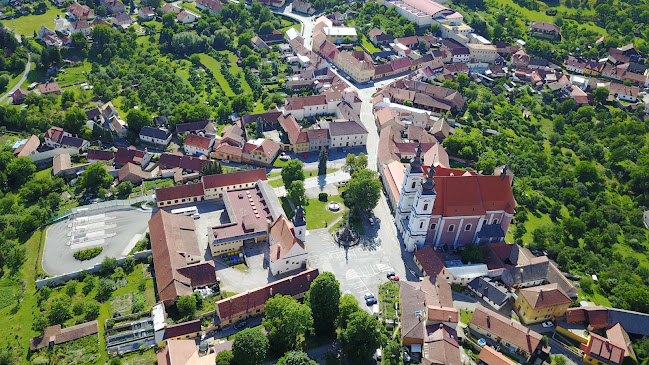 nám. Palackého 72, 679 23 Lomnice u Tišnova