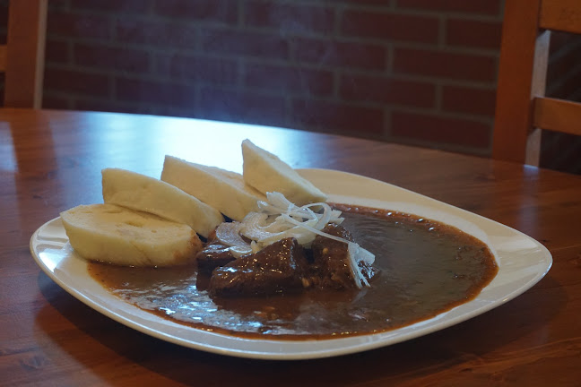 Opinii despre Restaurace u Kostela în Horní Folmava - Gastronomie a pohostinství