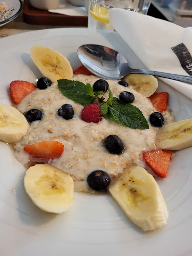 7, Komunardů 1365, Holešovice, 170 00 Praha 7