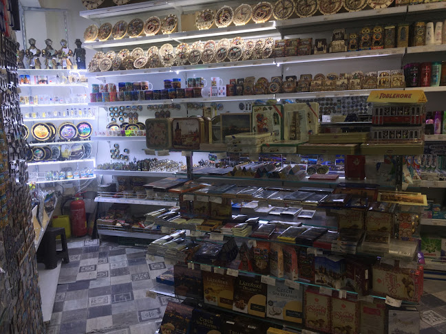 Market-Souvenirs - Nové Město