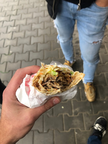 Opinii despre Lider Kebab @byokito în Praha - Gastronomie a pohostinství
