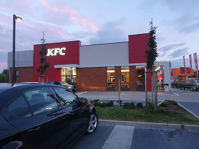 KFC Strakonická DT