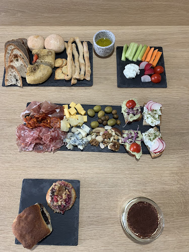 Křižíkova 180/28, 186 00 Praha 8-Karlín