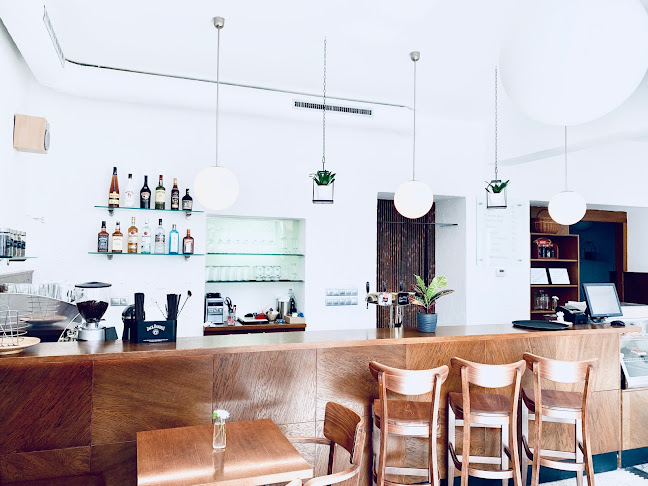 Černý kafe coffee | bar - Gastronomie a pohostinství