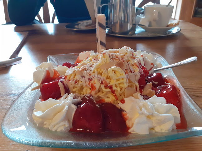 Opinii despre Café Charlotte în Plzeň - Gastronomie a pohostinství