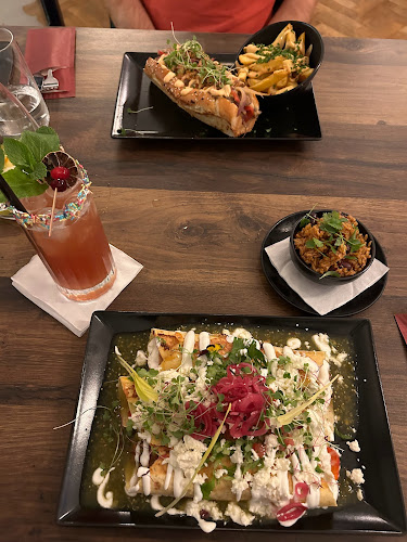 Fully Belly - Bistro * Bar * Tapas & Food Truck