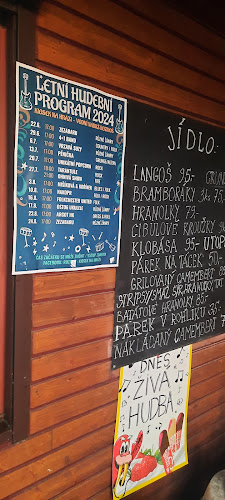 Opinii despre Kiosek Na Hrázi Rozkoš în Hradec Králové - Gastronomie a pohostinství