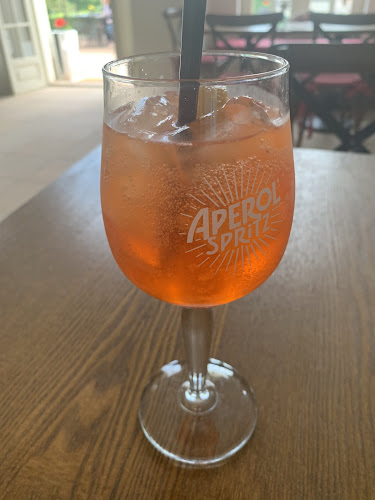 Comentarii opinii despre Café Orangerie