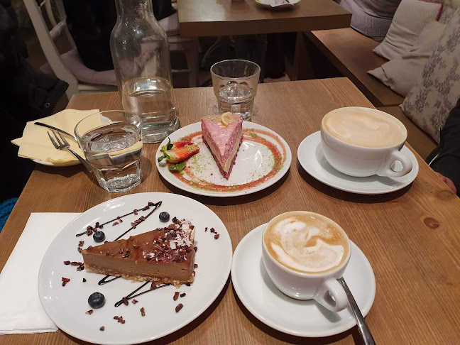 Comentarii opinii despre MyRaw Café