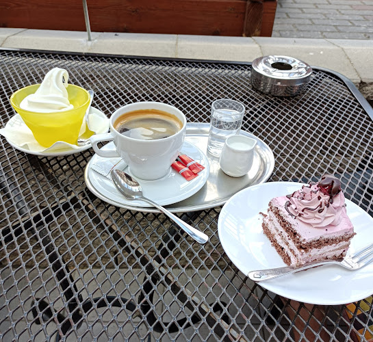 Opinii despre Medová kavárna în Plzeň - Gastronomie a pohostinství