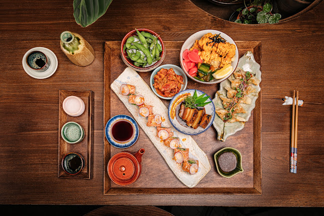 MANYA Sushi & Sake Izakaya