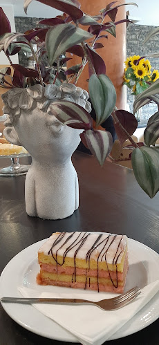 Hlavní tř. 840, 708 00 Ostrava 8