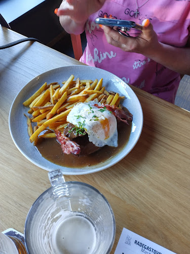 Radegastovna Maston - Gastronomie a pohostinství