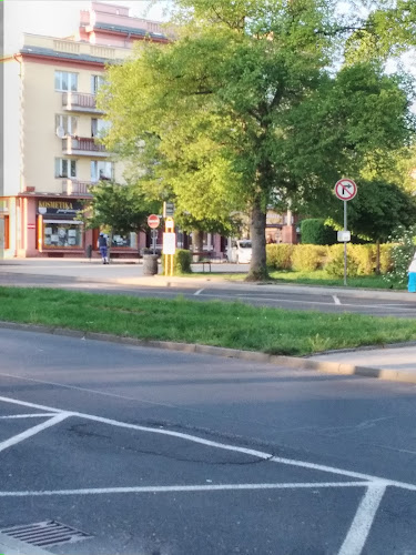 Comentarii opinii despre Jídelna "Na náměstí"